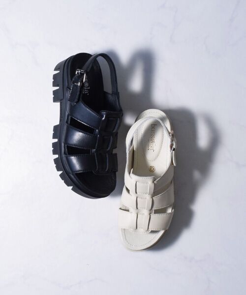 INTER-CHAUSSURES/インター ショシュール 【bussola】厚底ボリュームソールグルカサンダル ブラック 38 INTER-CHAUSSURES/インター ショシュール 【bussola】厚底ボリュームソールグルカサンダル ブラック 38