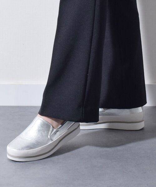 INTER-CHAUSSURES/インター ショシュール 【bossola】撥水レザースリッポンスニーカー シルバー 37 INTER-CHAUSSURES/インター ショシュール 【bossola】撥水レザースリッポンスニーカー シルバー 37
