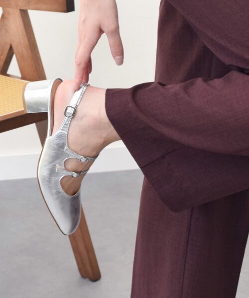 ファビオルスコーニ チャンキーヒール パンプス」の人気商品一覧