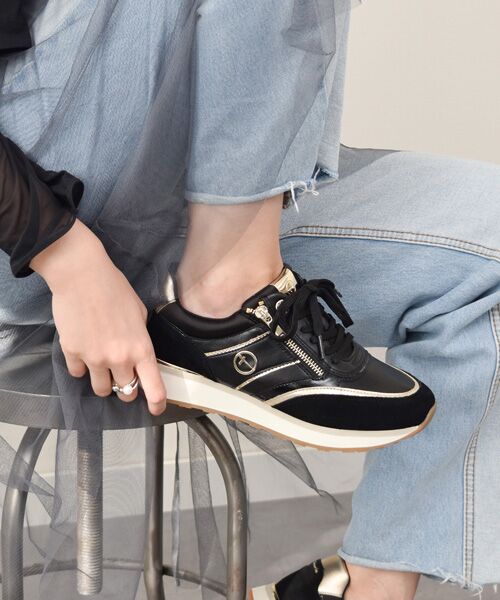 INTER-CHAUSSURES/インター ショシュール 【TAMARIS】サイドジップロゴスニーカー ブラックコンビ 36 INTER-CHAUSSURES/インター ショシュール 【TAMARIS】サイドジップロゴスニーカー ブラックコンビ 36