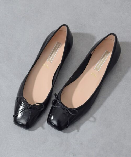 INTER-CHAUSSURES/インター ショシュール 【INTER-CAHUSSURES】リボン付きスクエアフラットパンプス ブラックエナメル 38 INTER-CHAUSSURES/インター ショシュール 【INTER-CAHUSSURES】リボン付きスクエアフラットパンプス ブラックエナメル 38