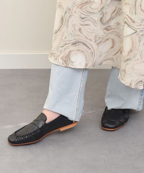 INTER-CHAUSSURES/インター ショシュール 【INTER-CAHUSSURES】ラウンドトウベーシックローファー ブラック 37 INTER-CHAUSSURES/インター ショシュール 【INTER-CAHUSSURES】ラウンドトウベーシックローファー ブラック 37