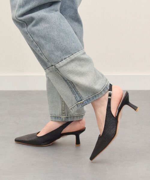 INTER-CHAUSSURES/インター ショシュール 【ANGEL ALARCON】ポインテッドトウラフィアバックバンド ブラック雑材 36 INTER-CHAUSSURES/インター ショシュール 【ANGEL ALARCON】ポインテッドトウラフィアバックバンド ブラック雑材 36