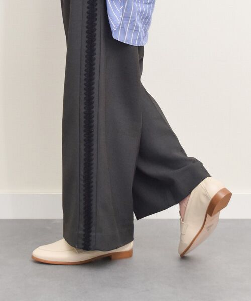 INTER-CHAUSSURES/インター ショシュール 【ANGEL ALARCON】ラウンドトウベーシックローファー アイボリー 37 INTER-CHAUSSURES/インター ショシュール 【ANGEL ALARCON】ラウンドトウベーシックローファー アイボリー 37