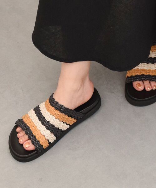 INTER-CHAUSSURES/インター ショシュール 【ANGEL ALARCON】フットベッドラフィアサンダル マルチ雑材 39 INTER-CHAUSSURES/インター ショシュール 【ANGEL ALARCON】フットベッドラフィアサンダル マルチ雑材 39