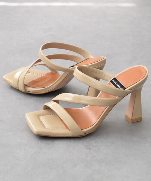 INTER-CHAUSSURES/インター ショシュール 【ANGEL ALARCON】スクエアトウハイヒールサンダル ベージュエナメル 36 INTER-CHAUSSURES/インター ショシュール 【ANGEL ALARCON】スクエアトウハイヒールサンダル ベージュエナメル 36