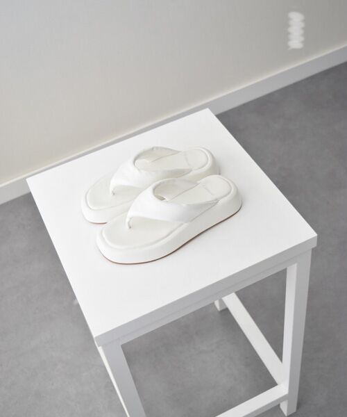 INTER-CHAUSSURES / インター ショシュール サンダル | 【CARRANO】パテッドトングボリュームソールサンダル-(62300C) | 詳細19