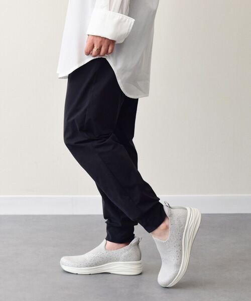 INTER-CHAUSSURES / インター ショシュール スニーカー | 【TAMARIS】ラインストーンスリッポンスニーカー | 詳細17