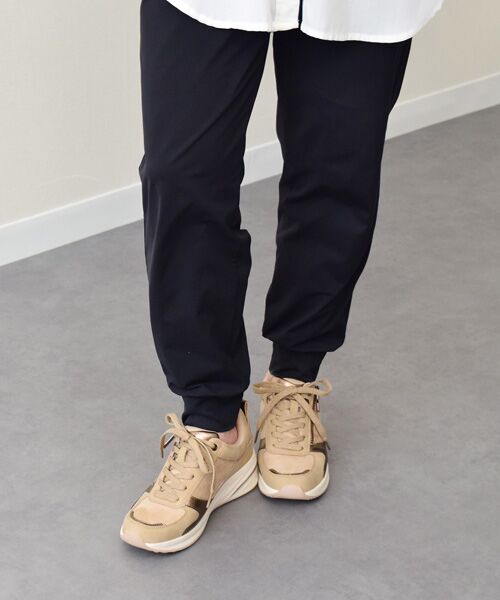 INTER-CHAUSSURES / インター ショシュール スニーカー | 【TAMARIS】サイドジップヒールアップスニーカー | 詳細17