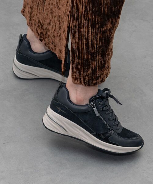 INTER-CHAUSSURES/インター ショシュール 【TAMARIS】サイドジップヒールアップスニーカー ネイビー 36 INTER-CHAUSSURES/インター ショシュール 【TAMARIS】サイドジップヒールアップスニーカー ネイビー 36