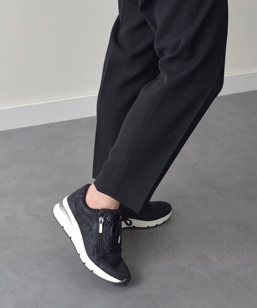 INTER-CHAUSSURES / インター ショシュール スニーカー | 【TAMARIS】サイドジップヒールアップスニーカー | 詳細8