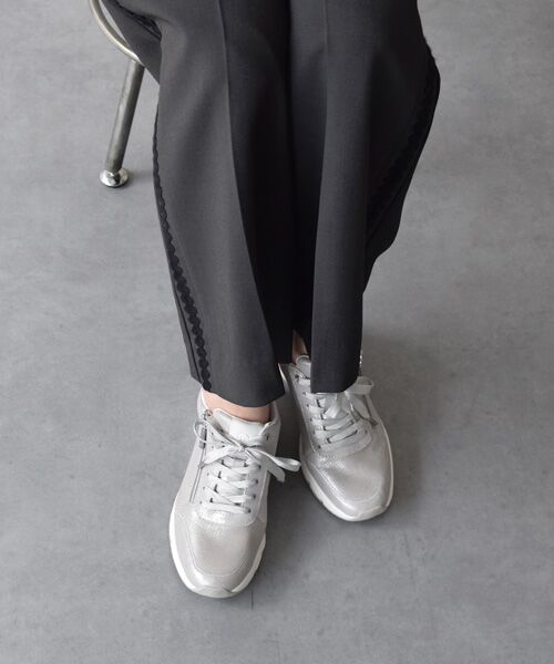 INTER-CHAUSSURES / インター ショシュール スニーカー | 【TAMARIS】サイドジップヒールアップスニーカー | 詳細15