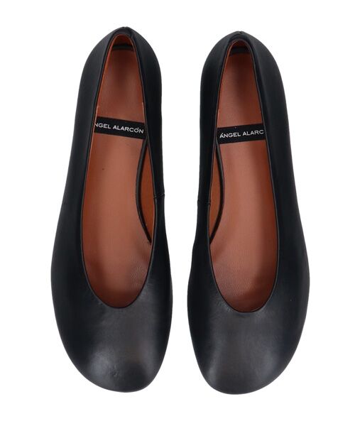 INTER-CHAUSSURES / インター ショシュール パンプス | 【ANGEL ALARCON】オブリークトウローヒールパンプス | 詳細3