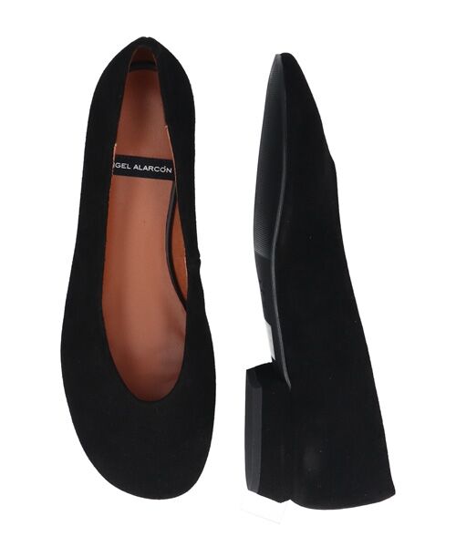 INTER-CHAUSSURES/インター ショシュール 【ANGEL ALARCON】オブリークトウローヒールパンプス ブラックスウェード 35 INTER-CHAUSSURES/インター ショシュール 【ANGEL ALARCON】オブリークトウローヒールパンプス ブラックスウェード 35
