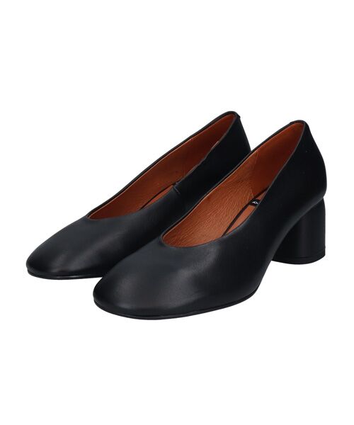 INTER-CHAUSSURES/インター ショシュール 【ANGEL ALARCON】オブリークトウチャンキーヒールパンプス ブラック 35 INTER-CHAUSSURES/インター ショシュール 【ANGEL ALARCON】オブリークトウチャンキーヒールパンプス ブラック 35