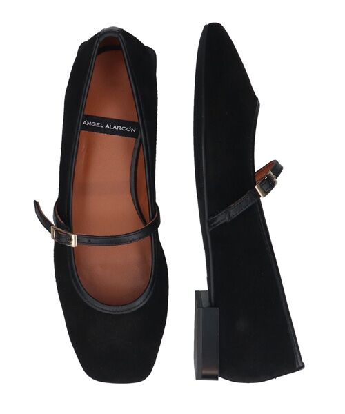 INTER-CHAUSSURES/インター ショシュール 【ANGEL ALARCON】スクエアトウストラップパンプス ブラックスウェード 37 INTER-CHAUSSURES/インター ショシュール 【ANGEL ALARCON】スクエアトウストラップパンプス ブラックスウェード 37