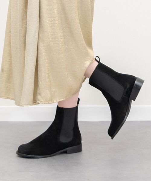 INTER-CHAUSSURES/インター ショシュール 【ANGEL ALARCON】オブリークトウローヒールサイドゴアブーツ ブラックスウェード 38 INTER-CHAUSSURES/インター ショシュール 【ANGEL ALARCON】オブリークトウローヒールサイドゴアブーツ ブラックスウェード 38