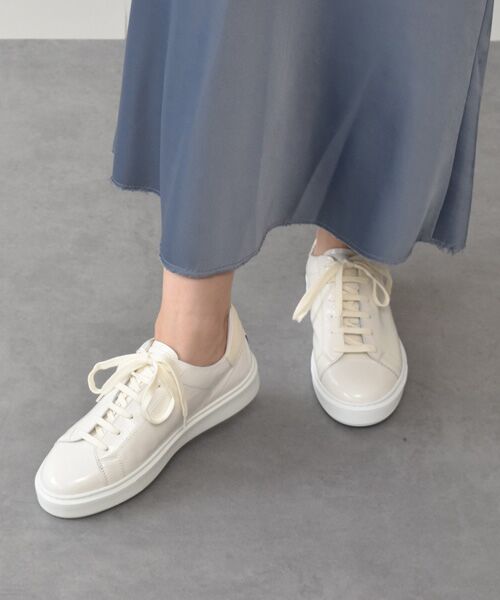 INTER-CHAUSSURES/インター ショシュール 【MARITAN】ベーシックコートタイプスニーカー アイボリーエナメル 38