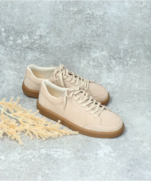 INTER-CHAUSSURES/インター ショシュール 【VAGABOND】ガムソールレザースニーカー アイボリースウェード 39 INTER-CHAUSSURES/インター ショシュール 【VAGABOND】ガムソールレザースニーカー アイボリースウェード 39