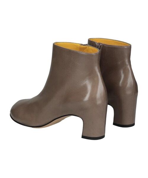 INTER-CHAUSSURES / インター ショシュール ブーツ（ショート丈） | 【mara bini】オブリークトウカバードヒールブーツ | 詳細12