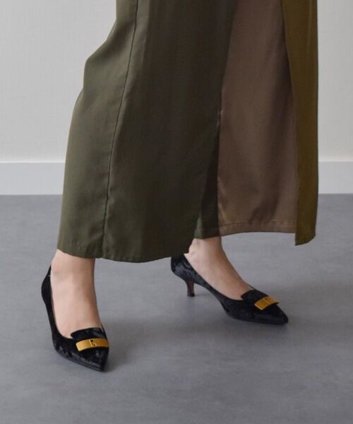 INTER-CHAUSSURES/インター ショシュール 【FABIO RUSCONI】ポインテッドトウオーナメントパンプス ブラック雑材 36 INTER-CHAUSSURES/インター ショシュール 【FABIO RUSCONI】ポインテッドトウオーナメントパンプス ブラック雑材 36