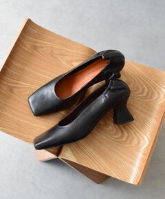 【極美品】ファビオルスコーニ スクエアトウセンターシームパンプス （ベージュ） 極美品】ファビオルスコーニ スクエアトウセンターシーム