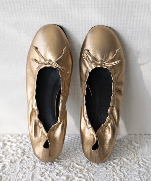 INTER-CHAUSSURES / インター ショシュール バレエシューズ | 【FABIO RUSCONI】ラウンドトウフラットシャーリングバレエ(ゴールド)