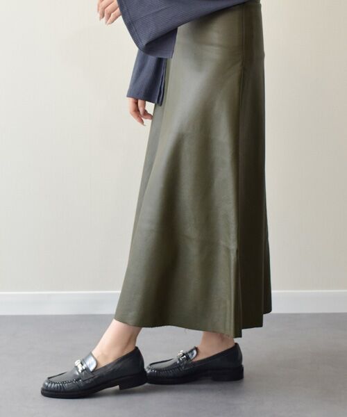 INTER-CHAUSSURES / インター ショシュール ビジネス・ドレスシューズ | 【INTER-CHAUSSURES】ラウンドトウメタルベルトローファー | 詳細17