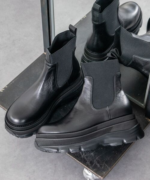 INTER-CHAUSSURES/インター ショシュール 【INTER-CHAUSSURES】ボリュームソールサイドゴアブーツ ブラック 39 INTER-CHAUSSURES/インター ショシュール 【INTER-CHAUSSURES】ボリュームソールサイドゴアブーツ ブラック 39