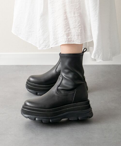INTER-CHAUSSURES/インター ショシュール 【INTER-CHAUSSURES】ボリュームソールストレッチブーツ ブラック 36 INTER-CHAUSSURES/インター ショシュール 【INTER-CHAUSSURES】ボリュームソールストレッチブーツ ブラック 36