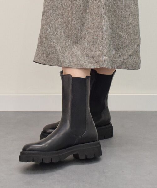 INTER-CHAUSSURES/インター ショシュール 【LUCA GROSSI】タンクソールサイドゴアブーツ ブラック 38 INTER-CHAUSSURES/インター ショシュール 【LUCA GROSSI】タンクソールサイドゴアブーツ ブラック 38