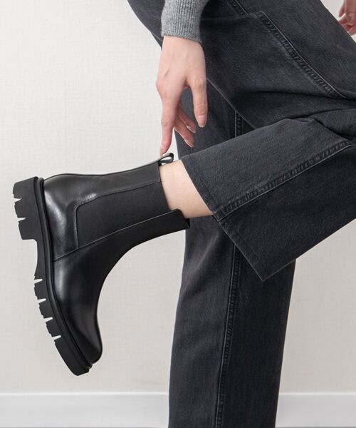 INTER-CHAUSSURES/インター ショシュール 【LUCA GROSSI】インサイドジップサイドゴアブーツ ブラック 38 INTER-CHAUSSURES/インター ショシュール 【LUCA GROSSI】インサイドジップサイドゴアブーツ ブラック 38