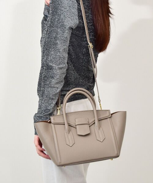 INTER-CHAUSSURES / インター ショシュール ハンドバッグ | 【CHRISTIAN VILLA】ベーシックミディアムハンドバッグ | 詳細22