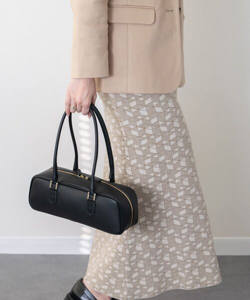 INTER-CHAUSSURES / インター ショシュール ハンドバッグ | 【LORISTELLA】ワイドシルエットレザーバッグ | 詳細14