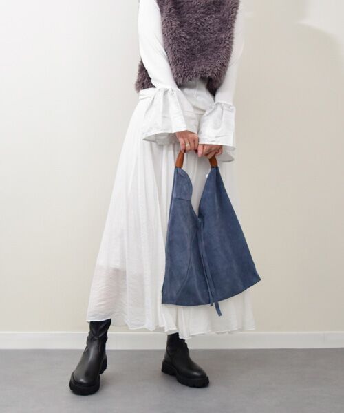 INTER-CHAUSSURES / インター ショシュール ショルダーバッグ | 【Andrea Cardone】ミディアムサイズスエードバッグ | 詳細27