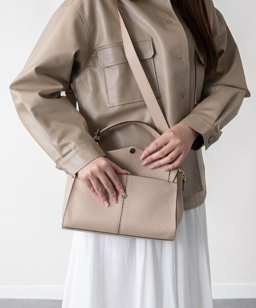 INTER-CHAUSSURES / インター ショシュール ハンドバッグ | 【LORISTELLA】シュリンクレザーフラップハンドバッグ | 詳細28