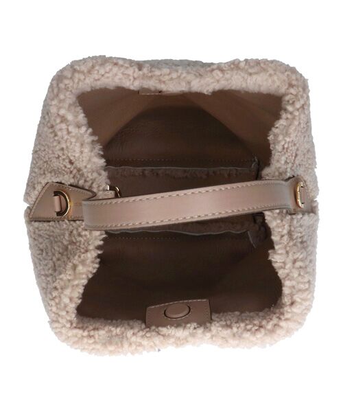 INTER-CHAUSSURES / インター ショシュール ショルダーバッグ | 【LORISTELLA】レザーハンドルムートンバケットバッグ | 詳細9