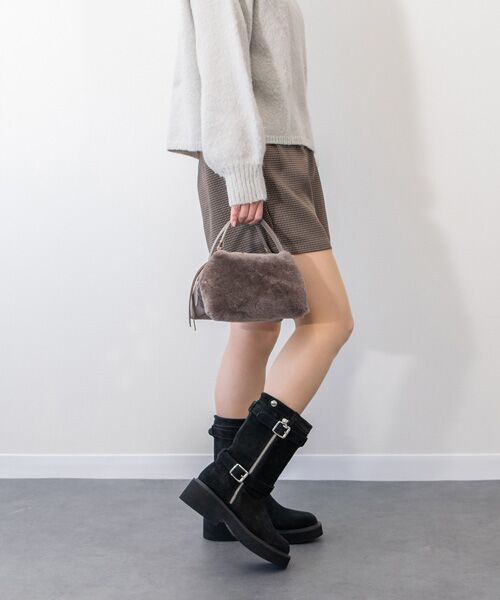 INTER-CHAUSSURES / インター ショシュール ハンドバッグ | 【RIPANI】レザーコンビスモールサイズムートンバッグ | 詳細24