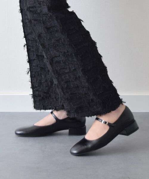 INTER-CHAUSSURES/インター ショシュール 【ANGEL ALARCON】ソフトスクエアトウストラップパンプス ブラック 38 INTER-CHAUSSURES/インター ショシュール 【ANGEL ALARCON】ソフトスクエアトウストラップパンプス ブラック 38
