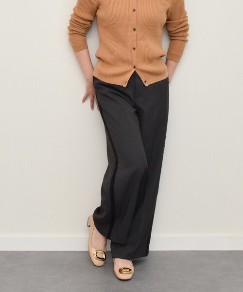 INTER-CHAUSSURES / インター ショシュール パンプス | 【ANGEL ALARCON】ローヒールオーナメントパンプス | 詳細16