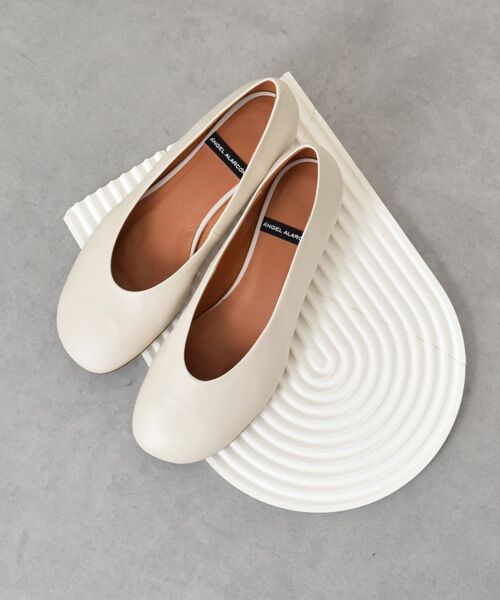 INTER-CHAUSSURES / インター ショシュール パンプス | 【ANGEL ALARCON】ローヒールオブリークトウパンプス | 詳細18