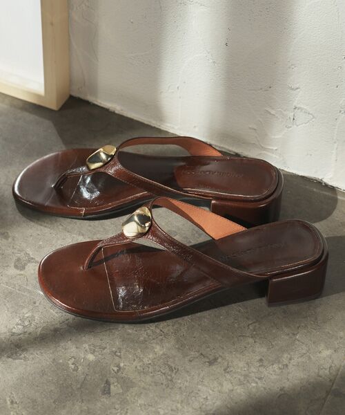 INTER-CHAUSSURES / インター ショシュール サンダル | 【ANGEL ALARCON】メタルオーナメントフラットトングサンダル | 詳細10