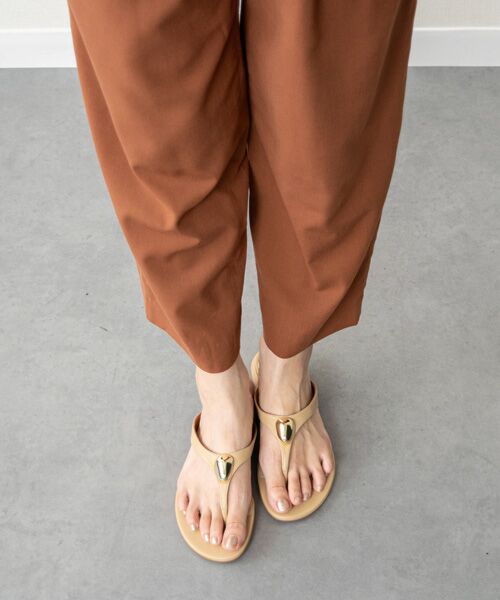 INTER-CHAUSSURES / インター ショシュール サンダル | 【ANGEL ALARCON】メタルオーナメントフラットトングサンダル | 詳細18