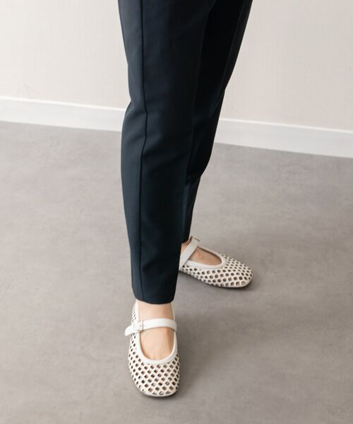 INTER-CHAUSSURES / インター ショシュール フラットシューズ | 【ATTIMO】パンチングレザーメリージェーンシューズ | 詳細14