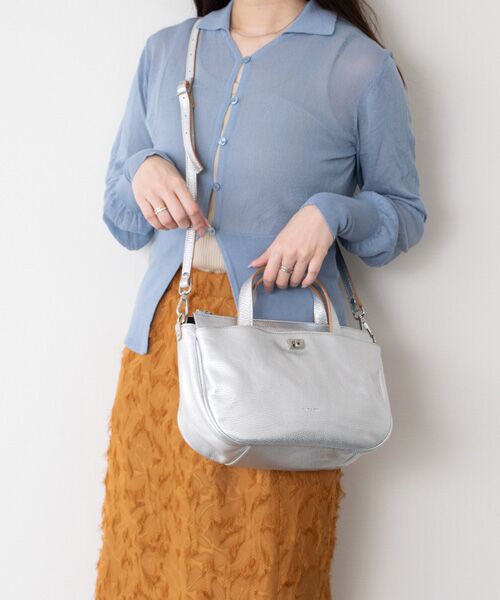 INTER-CHAUSSURES / インター ショシュール ハンドバッグ | 【RIPANI】シャインシルバーレザー2WAYバッグ | 詳細13