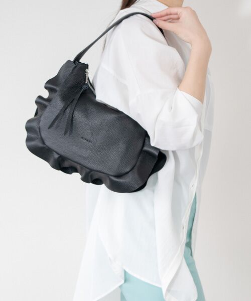 INTER-CHAUSSURES / インター ショシュール ショルダーバッグ | 【RIPANI】サイドフリルホーボーバッグ・ミディ | 詳細12