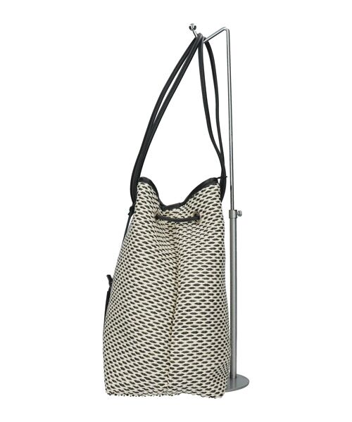 INTER-CHAUSSURES / インター ショシュール ショルダーバッグ | 【MARCO MASI】スリムナチュラル・サマー巾着バッグ | 詳細2