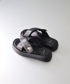 INTER-CHAUSSURES / インター ショシュール サンダル | 【CARRANO】パテッドベルトボリュームソールサンダル