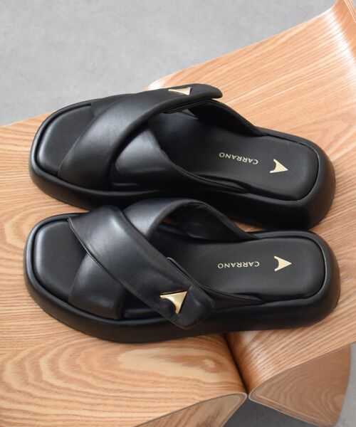 INTER-CHAUSSURES / インター ショシュール サンダル | 【CARRANO】パテッドベルトボリュームソールサンダル（ブラック）