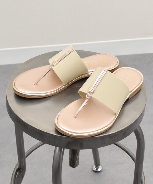 INTER-CHAUSSURES / インター ショシュール サンダル | 【ITALIAN SHOEMAKERS】メタルモチーフトングサンダル（ゴールド）